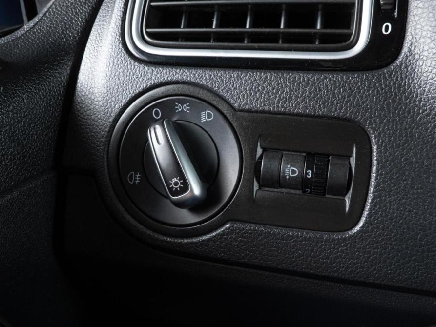 Volkswagen Polo V Рестайлинг Волгоград  - изображение 15