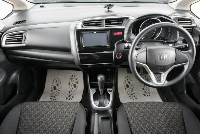 Honda Fit III с пробегом 2016 года, цена 999 000 рублей, 110212 км, хэтчбек, Автокод Объявления
