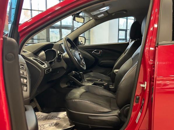 Hyundai ix35 I Рестайлинг с пробегом 2015 года, цена 1 375 000 рублей, 142289 км, внедорожник, Автокод Объявления