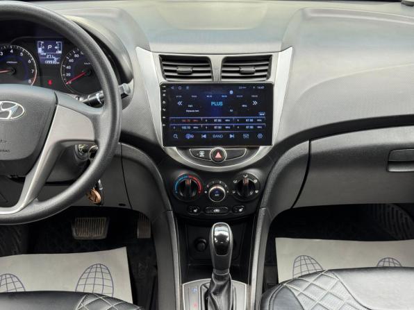 Hyundai Solaris I Рестайлинг с пробегом 2015 года, цена 925 000 рублей, 140010 км, седан, Автокод Объявления