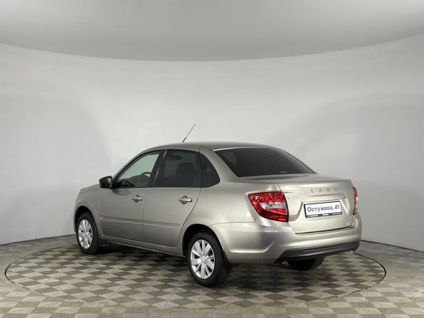 Lada (ВАЗ) Granta I Рестайлинг с пробегом 2022 года, цена 755 000 рублей, 40959 км, седан, Автокод Объявления