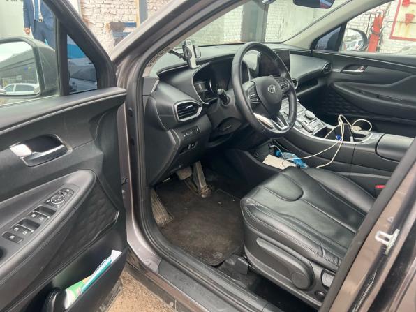 Hyundai Santa Fe IV Рестайлинг с пробегом 2021 года, цена 3 689 000 рублей, 85020 км, внедорожник, Автокод Объявления