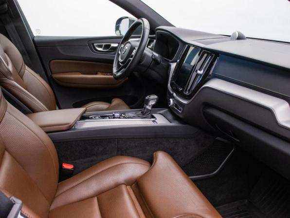 Volvo XC60 II с пробегом 2018 года, цена 2 770 000 рублей, 200515 км, внедорожник, Автокод Объявления