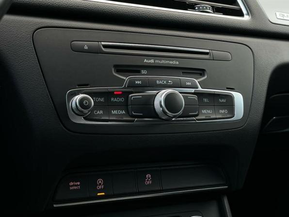 Audi Q3 I (8U) Рестайлинг с пробегом 2016 года, цена 2 508 800 рублей, 61518 км, внедорожник, Автокод Объявления