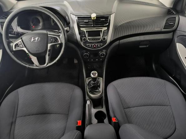 Hyundai Solaris I Рестайлинг с пробегом 2016 года, цена 646 880 рублей, 341000 км, седан, Автокод Объявления