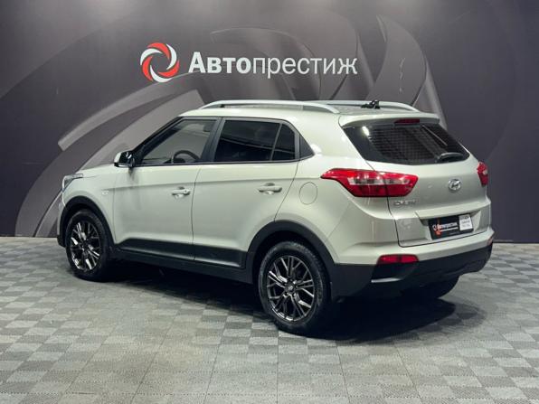 Hyundai Creta I с пробегом 2020 года, цена 1 680 000 рублей, 127953 км, внедорожник, Автокод Объявления