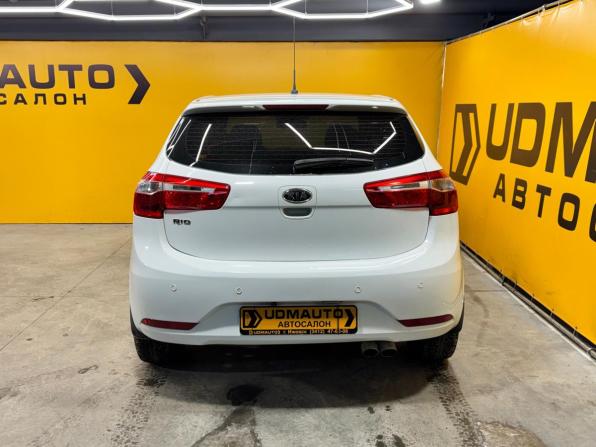 Kia Rio III с пробегом 2012 года, цена 699 000 рублей, 213240 км, хэтчбек, Автокод Объявления