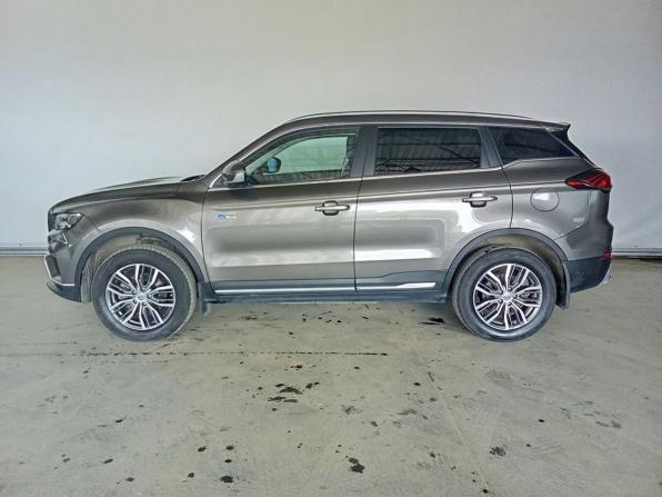 Geely Atlas Pro с пробегом 2023 года, цена 2 250 000 рублей, 39963 км, внедорожник, Автокод Объявления