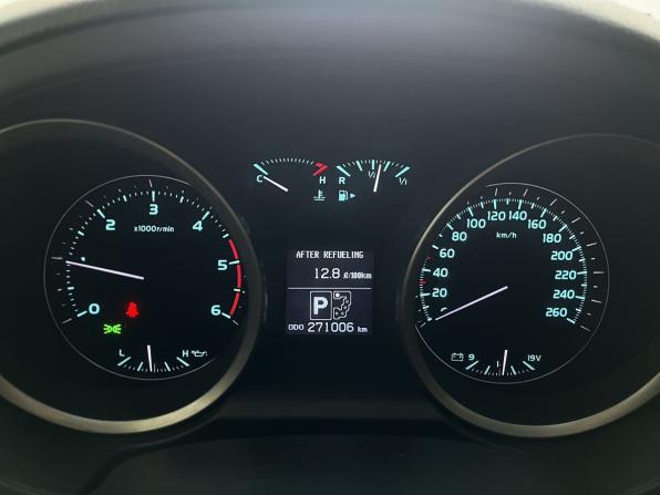 Toyota Land Cruiser 200 Series с пробегом 2011 года, цена 2 630 000 рублей, 270000 км, внедорожник, Автокод Объявления
