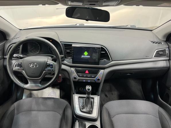 Hyundai Elantra VI (AD) с пробегом 2018 года, цена 1 400 000 рублей, 147000 км, седан, Автокод Объявления