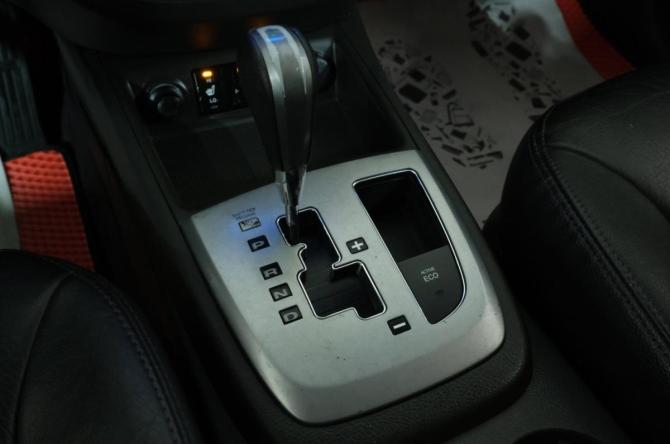 Hyundai Santa Fe II Рестайлинг с пробегом 2011 года, цена 1 299 000 рублей, 260000 км, внедорожник, Автокод Объявления