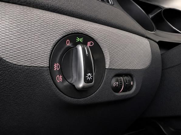 Volkswagen Jetta VI Рестайлинг с пробегом 2016 года, цена 1 239 000 рублей, 153000 км, седан, Автокод Объявления