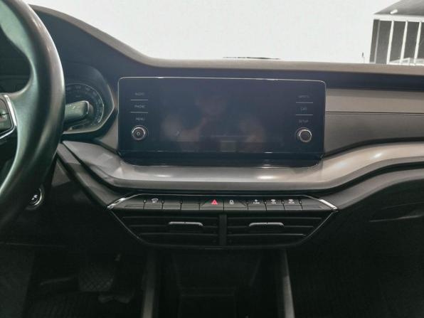 Skoda Octavia IV (A8) с пробегом 2021 года, цена 2 230 000 рублей, 114811 км, лифтбек, Автокод Объявления