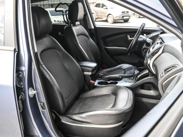 Hyundai ix35 I с пробегом 2012 года, цена 1 319 000 рублей, 215639 км, внедорожник, Автокод Объявления