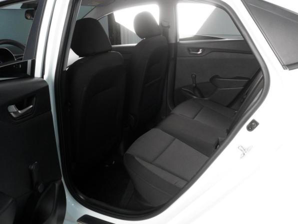 Hyundai Solaris II с пробегом 2017 года, цена 1 259 000 рублей, 115796 км, седан, Автокод Объявления
