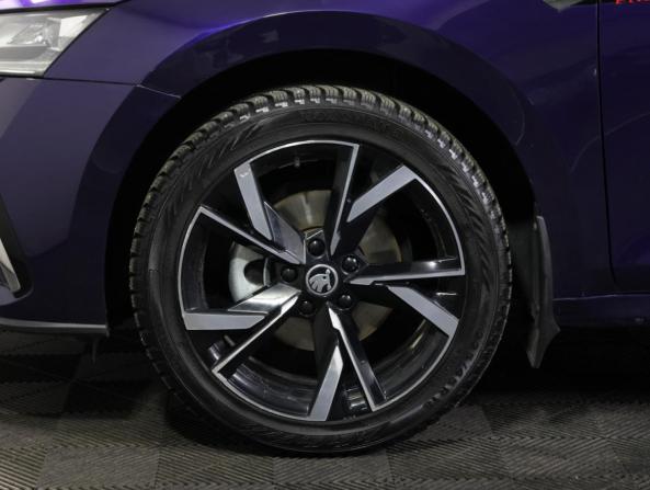 Skoda Octavia IV (A8) с пробегом 2021 года, цена 2 498 000 рублей, 61691 км, лифтбек, Автокод Объявления
