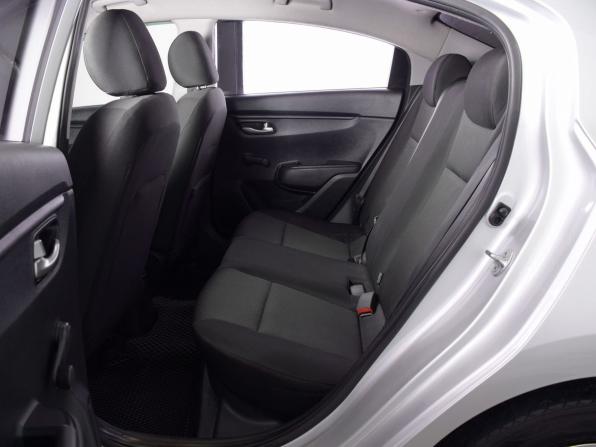 Kia Rio IV Рестайлинг с пробегом 2021 года, цена 999 995 рублей, 206159 км, седан, Автокод Объявления