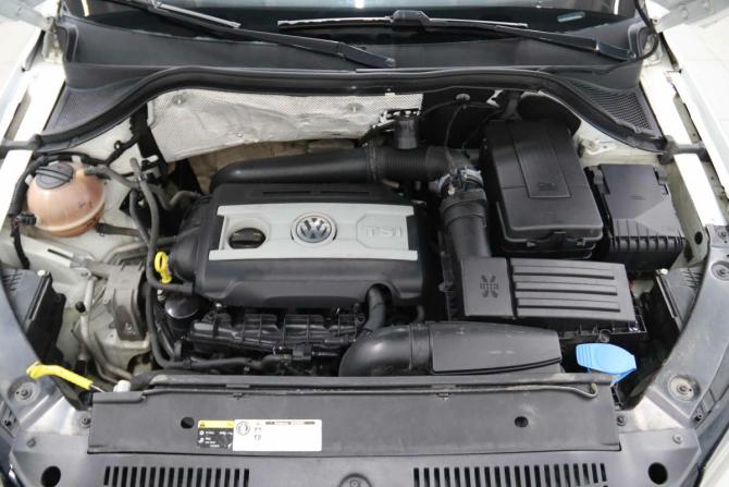 Volkswagen Tiguan I Рестайлинг с пробегом 2015 года, цена 1 470 750 рублей, 249459 км, внедорожник, Автокод Объявления