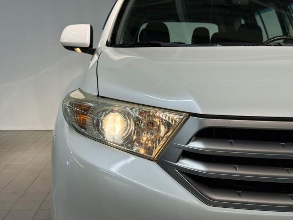 Toyota Highlander II (XU40) Рестайлинг с пробегом 2010 года, цена 2 250 000 рублей, 211876 км, внедорожник, Автокод Объявления