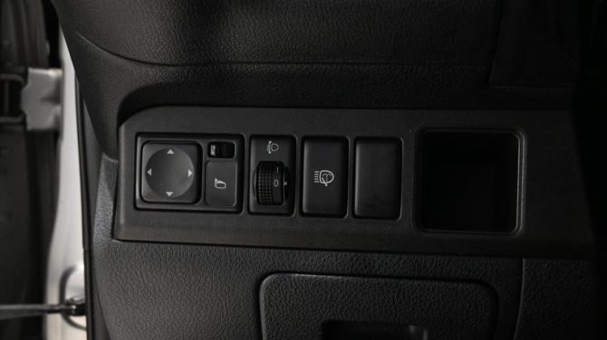 Nissan Note I Рестайлинг с пробегом 2012 года, цена 695 000 рублей, 187000 км, хэтчбек, Автокод Объявления