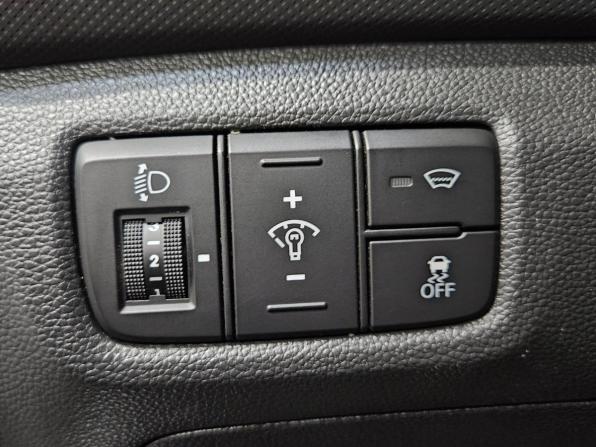 Hyundai Creta I Рестайлинг с пробегом 2020 года, цена 1 779 000 рублей, 134613 км, внедорожник, Автокод Объявления