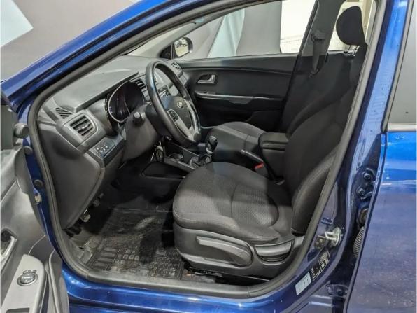 Kia Rio III Рестайлинг с пробегом 2015 года, цена 950 000 рублей, 184000 км, седан, Автокод Объявления