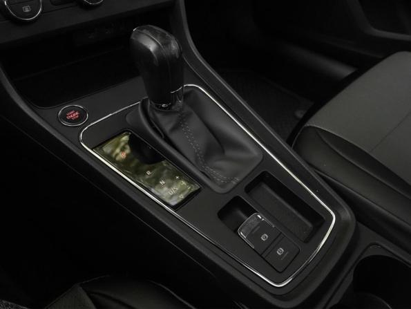 SEAT Leon III Рестайлинг с пробегом 2020 года, цена 2 049 000 рублей, 85469 км, универсал, Автокод Объявления