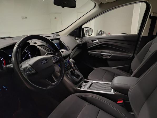 Ford Kuga II Рестайлинг с пробегом 2018 года, цена 1 907 000 рублей, 65800 км, внедорожник, Автокод Объявления