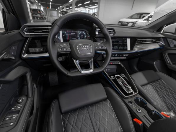 Audi A3 IV (8Y) Рестайлинг с пробегом 2026 года, цена 4 050 000 рублей, 52 км, хэтчбек, Автокод Объявления