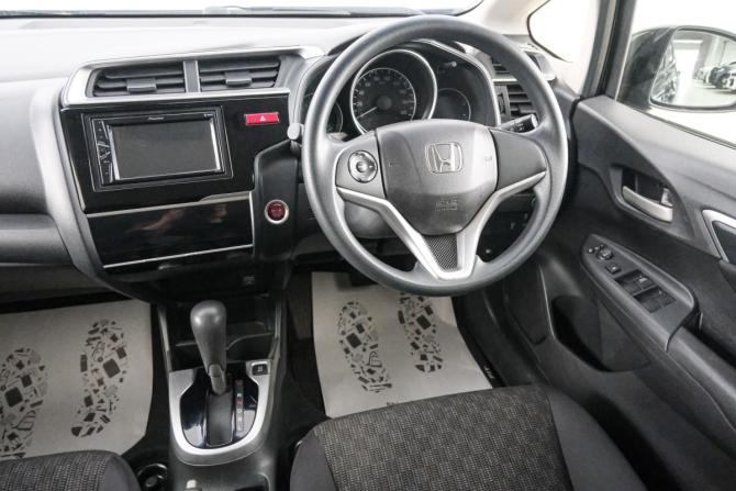 Honda Fit III с пробегом 2016 года, цена 1 039 000 рублей, 110000 км, хэтчбек, Автокод Объявления