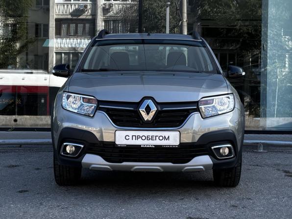 Renault Logan II Рестайлинг с пробегом 2022 года, цена 1 407 000 рублей, 22786 км, седан, Автокод Объявления