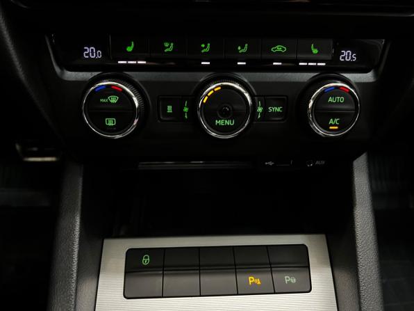 Skoda Octavia III (A7) с пробегом 2016 года, цена 1 550 000 рублей, 172251 км, лифтбек, Автокод Объявления