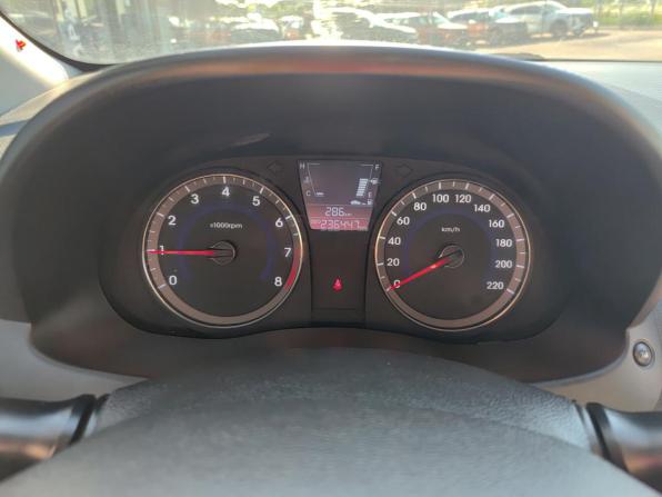 Hyundai Solaris I с пробегом 2011 года, цена 449 800 рублей, 236439 км, хэтчбек, Автокод Объявления