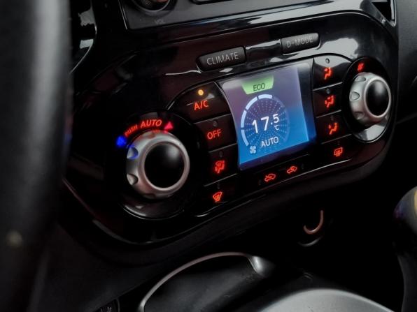 Nissan Juke I с пробегом 2012 года, цена 799 000 рублей, 174241 км, внедорожник, Автокод Объявления