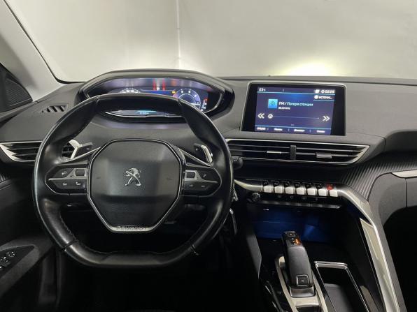 Peugeot 5008 II с пробегом 2018 года, цена 1 699 000 рублей, 211286 км, внедорожник, Автокод Объявления