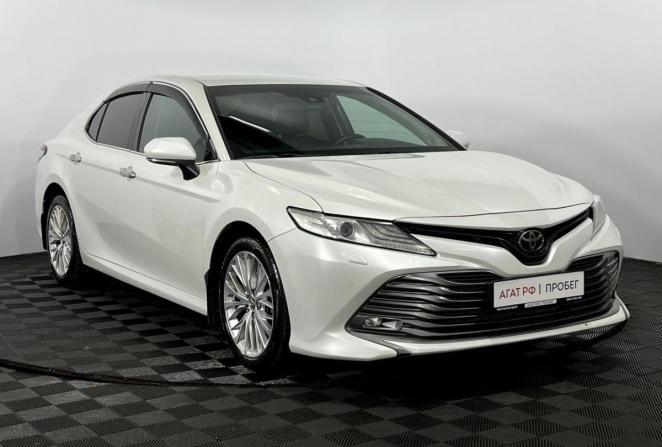 Toyota Camry VII (XV50) Рестайлинг 2 с пробегом 2018 года, цена 2 800 000 рублей, 117137 км, седан, Автокод Объявления
