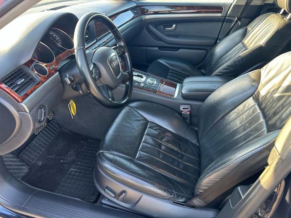 Audi A8 II (D3) Рестайлинг с пробегом 2006 года, цена 789 000 рублей, 340000 км, седан, Автокод Объявления