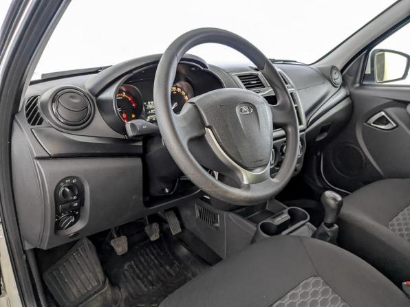 Lada (ВАЗ) Granta I Рестайлинг с пробегом 2025 года, цена 750 000 рублей, 37799 км, седан, Автокод Объявления