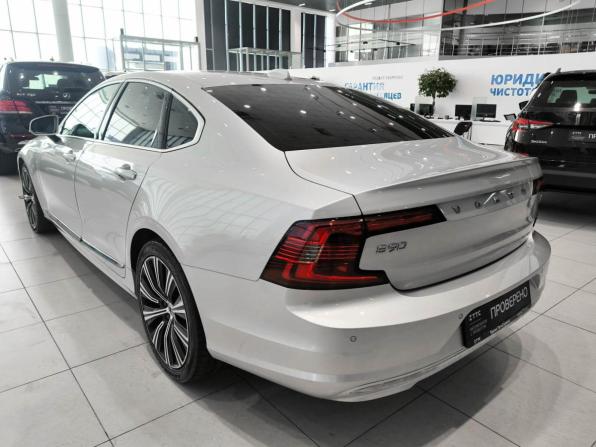 Volvo S90 II Рестайлинг с пробегом 2020 года, цена 2 950 000 рублей, 127129 км, седан, Автокод Объявления