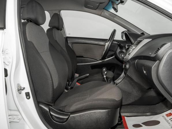 Hyundai Solaris I с пробегом 2011 года, цена 760 000 рублей, 112378 км, седан, Автокод Объявления