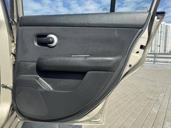 Nissan Tiida I Рестайлинг с пробегом 2013 года, цена 810 000 рублей, 120000 км, хэтчбек, Автокод Объявления