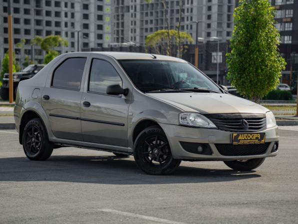 Renault Logan I Рестайлинг с пробегом 2011 года, цена 370 000 рублей, 204500 км, седан, Автокод Объявления
