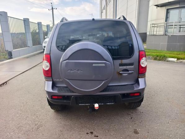 Chevrolet Niva I Рестайлинг с пробегом 2010 года, цена 300 000 рублей, 213000 км, внедорожник, Автокод Объявления