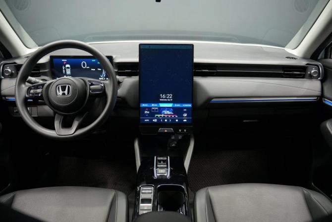Honda e:NS1 с пробегом 2023 года, цена 3 235 000 рублей, 13000 км, внедорожник, Автокод Объявления