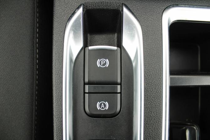 Haval M6 II с пробегом 2024 года, цена 1 600 000 рублей, 62000 км, внедорожник, Автокод Объявления