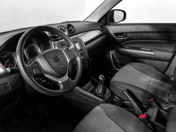 Suzuki Vitara II Рестайлинг с пробегом 2021 года, цена 1 745 000 рублей, 23096 км, внедорожник, Автокод Объявления