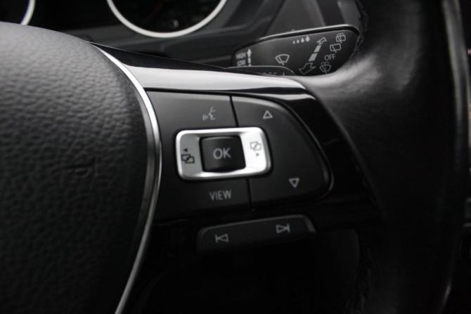 Volkswagen Tiguan II с пробегом 2018 года, цена 2 295 000 рублей, 151565 км, внедорожник, Автокод Объявления