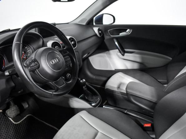 Audi A1 I (8X) с пробегом 2012 года, цена 990 000 рублей, 205901 км, хэтчбек, Автокод Объявления