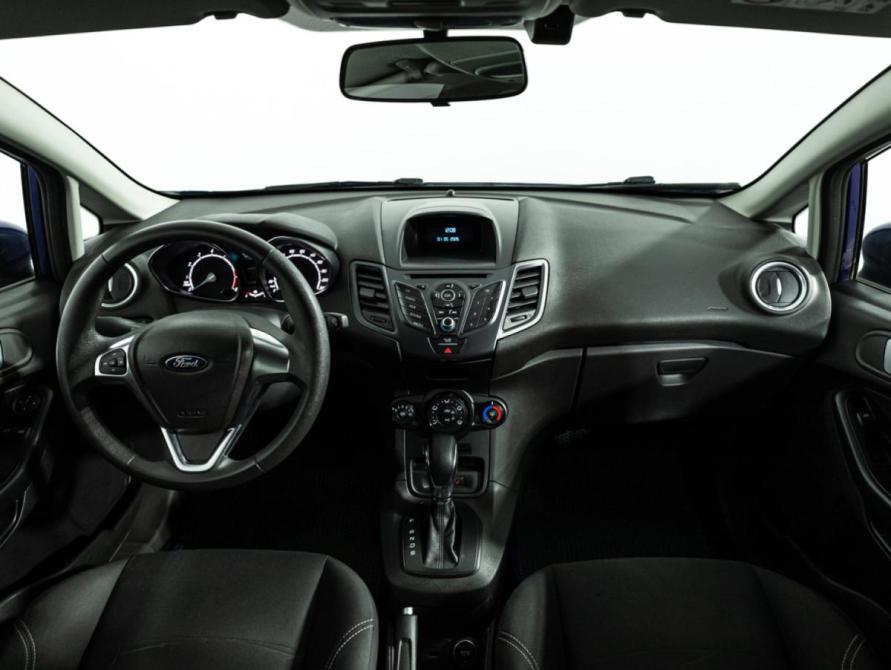 Ford Fiesta Mk6 Рестайлинг Санкт-Петербург  - изображение 13