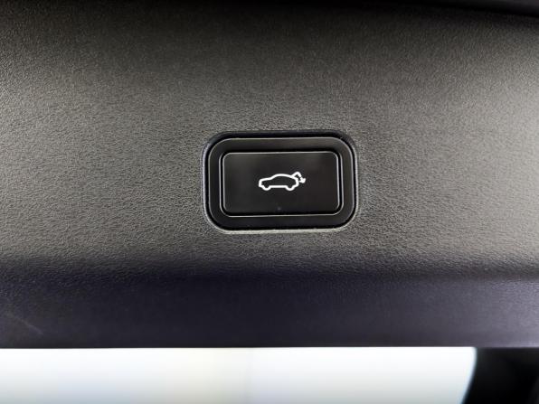 Geely Monjaro I с пробегом 2023 года, цена 3 400 000 рублей, 47032 км, внедорожник, Автокод Объявления
